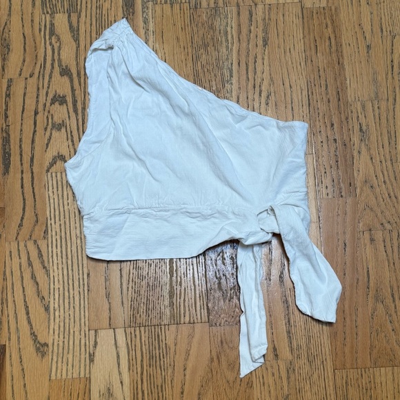FREE PEOPLE Carmen One Shoulder White Crop Top Toe size Large - Picture 2 of 4